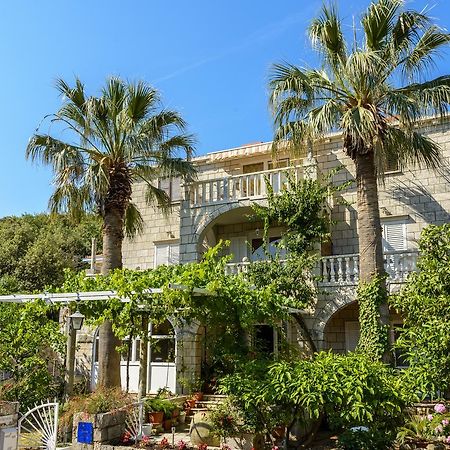 Two Palms Villa Zaton  Exterior photo